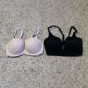 2 pairs of Bras